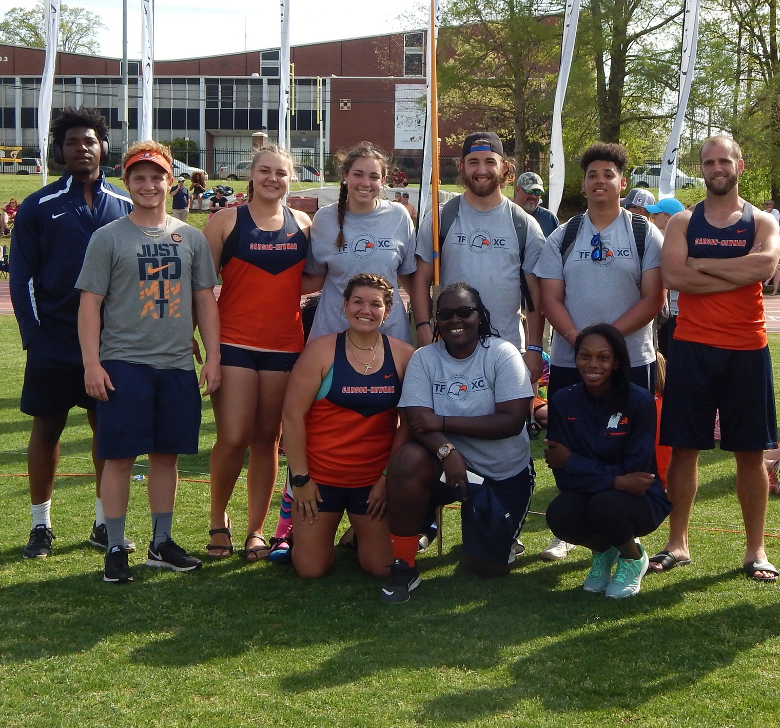 Men's and Women's track teams named USTFCCCA All-Academic 2016-2017