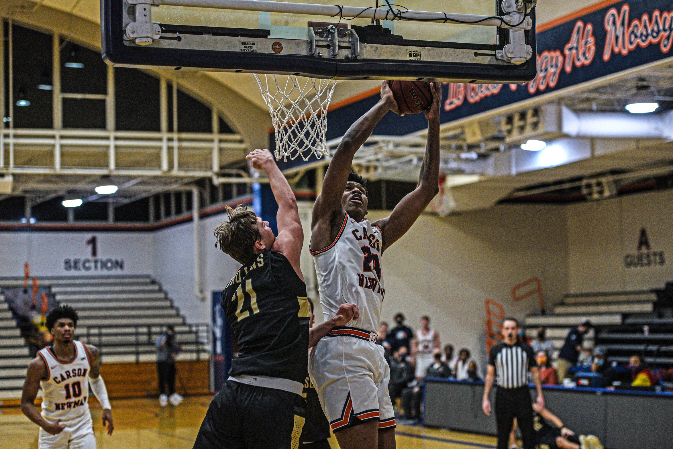 Carson-Newman ransacks Anderson thanks to otherworldly first half