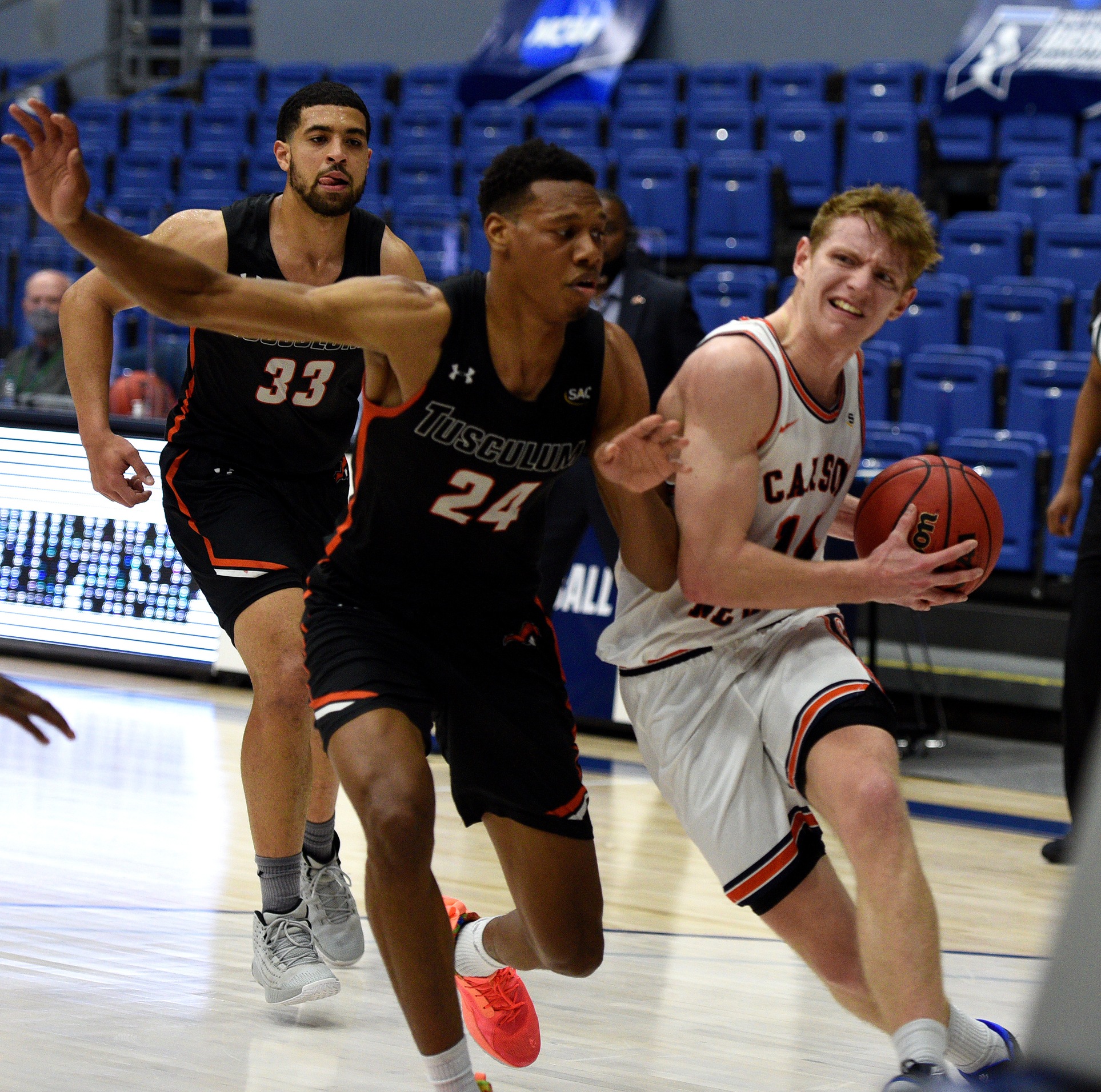 Turnovers undo Eagles in NCAA overtime loss to Tusculum