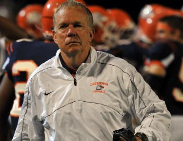 Jones praises Sparks, discusses ‘Family, Faith and Football’ during speech at Carson-Newman Championship Coaching Clinic