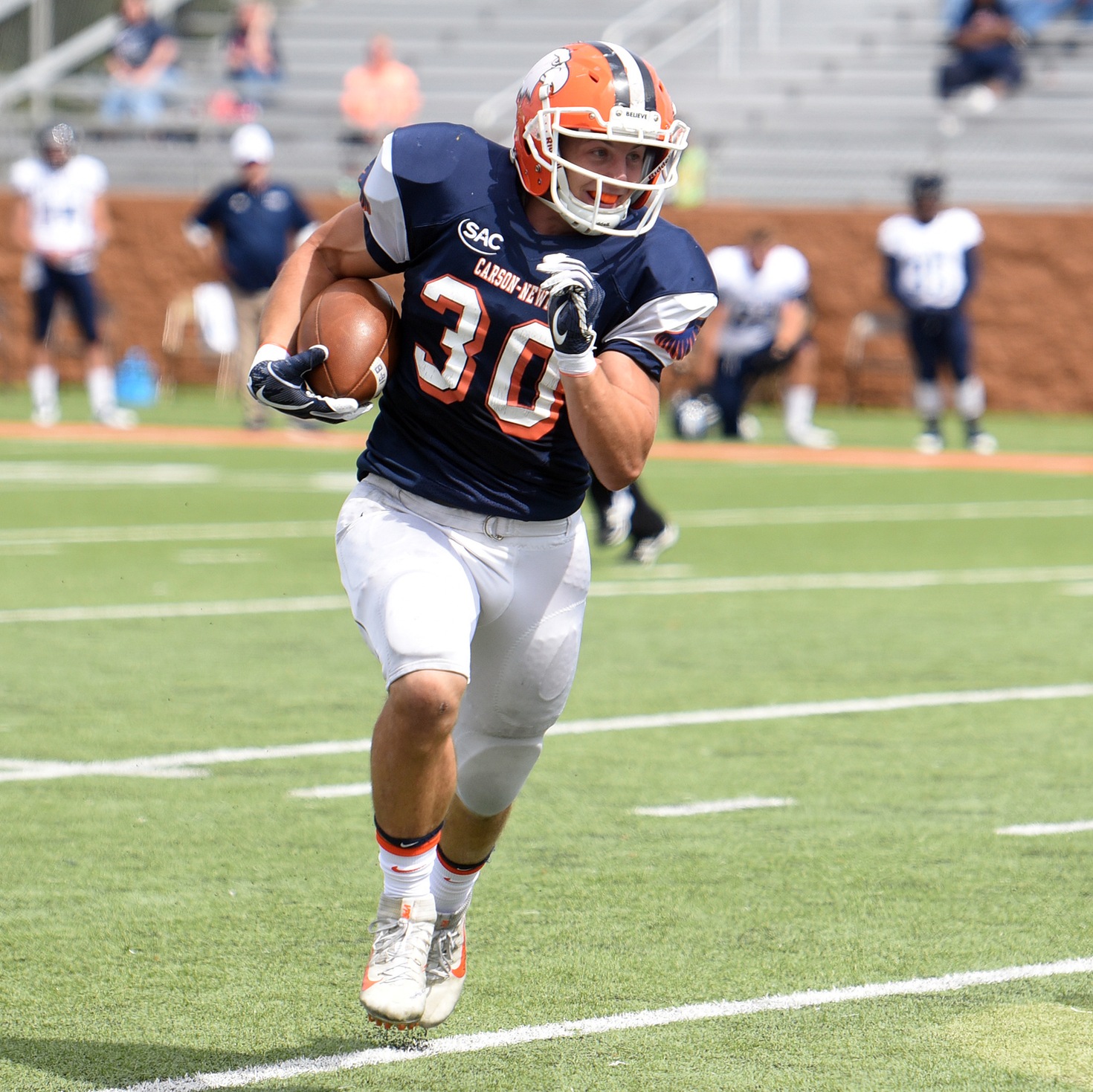 Determined Dillingham grinds his way up C-N's depth chart