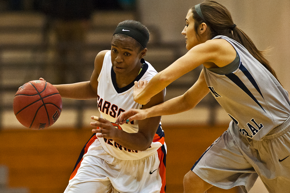 Lady Eagles fall to Pioneers 77-68