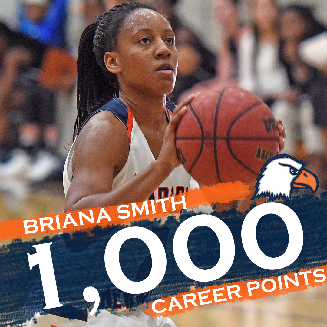 Smith nets 1,000th point, sizzling second half by L-R upends No. 20 C-N