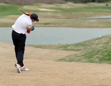 Eagles nest in fifth after round two of SAC tourney