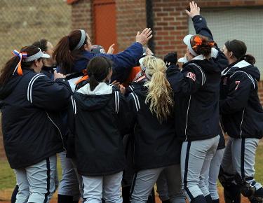 Softball sweeps Fort Valley State as Kazee-Hollifield continues march to 1,000 wins