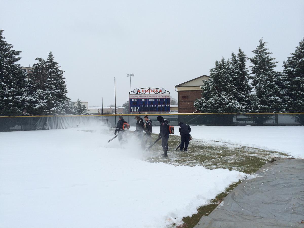 Despite grounds crew efforts, Carson-Newman v. Lees-McRae Softball postponed
