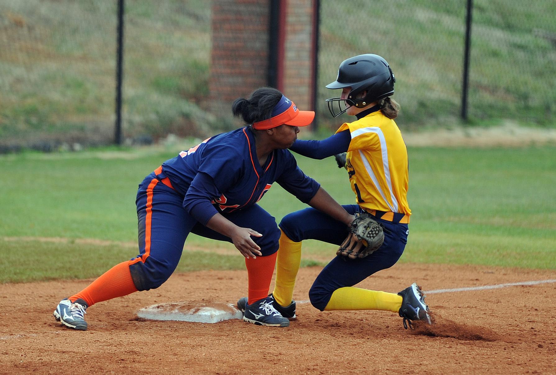 Carson-Newman cracks open conference play with Queens