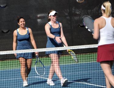 Lady Eagles drop first conference match at Newberry