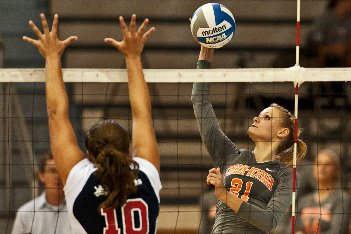 Carson-Newman volleyball falls in five sets to Francis Marion