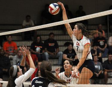 Eagles drop first SAC match to Bulldogs in four sets