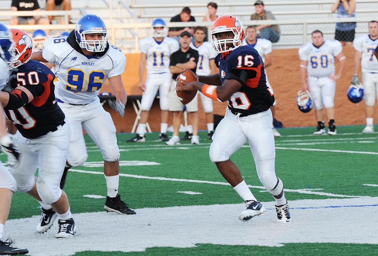 Eagles Battle Back in Fourth Quarter to Claim 35-28 Victory Over Bentley