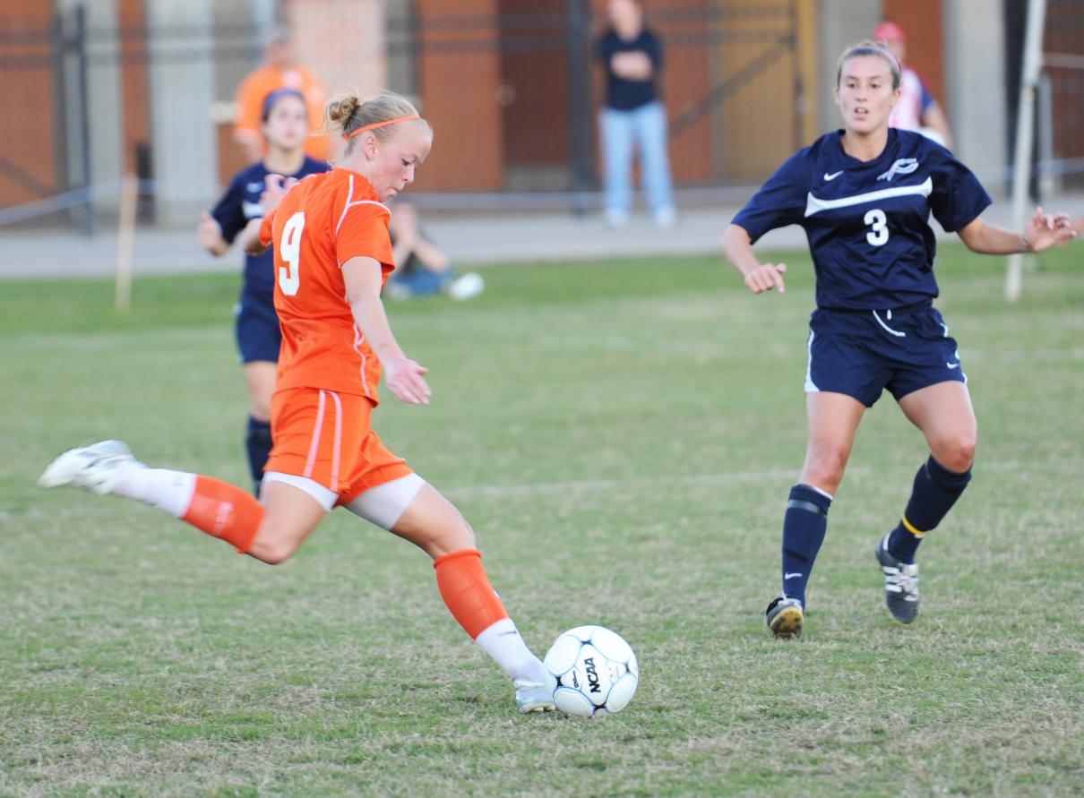 Saevik's Late Goal Propels Carson-Newman to 2-1 Win over Catawba