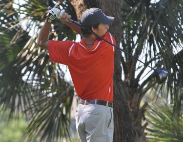 Headrick leads No. 16 Eagles in first day of McDonough Cup