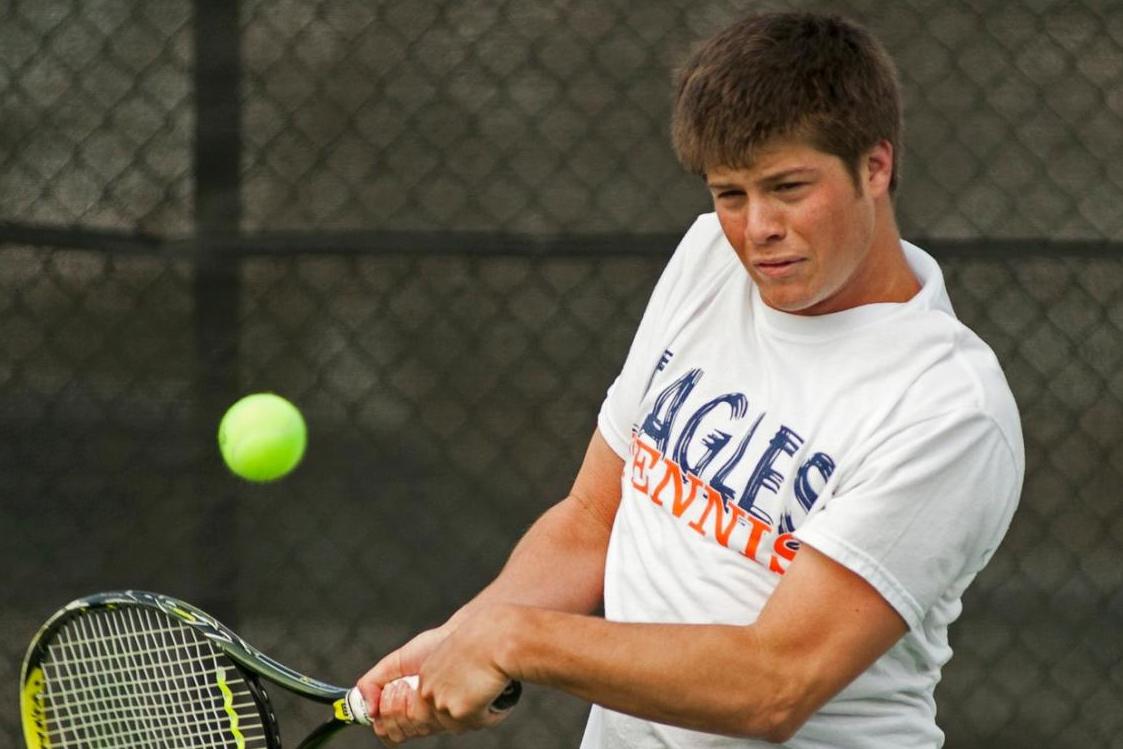 Singles rally leads Tusculum past C-N, 7-2