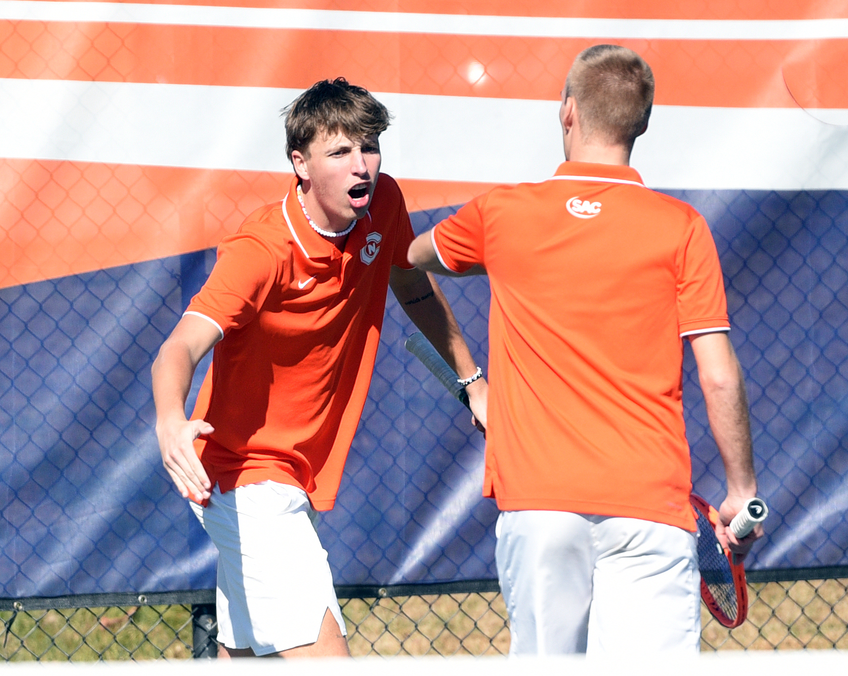 Eagles Take Eight of Nine Matches, Defeat Union, 6-1