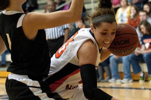 Catawba uses big first half to stop Lady Eagles, 53-43