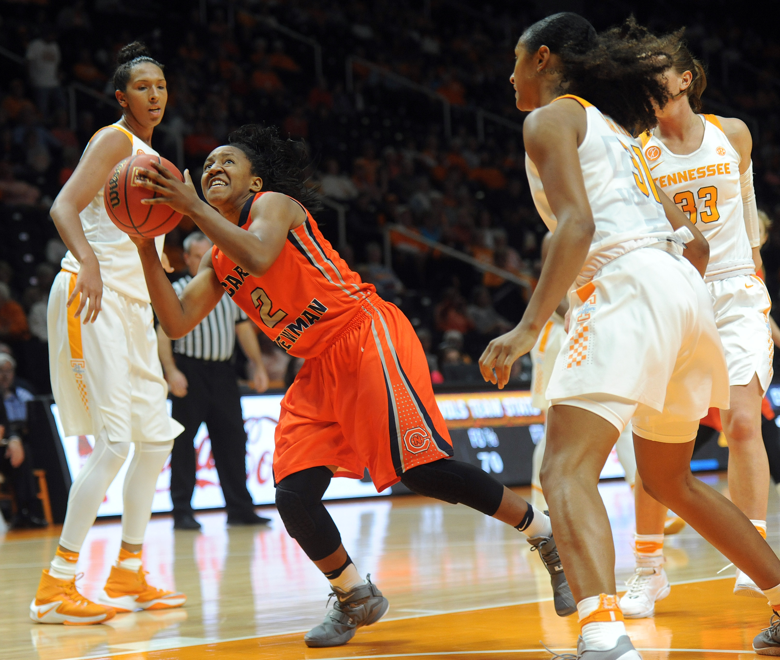 Lady Vols use strong second half to top Lady Eagles 95-56