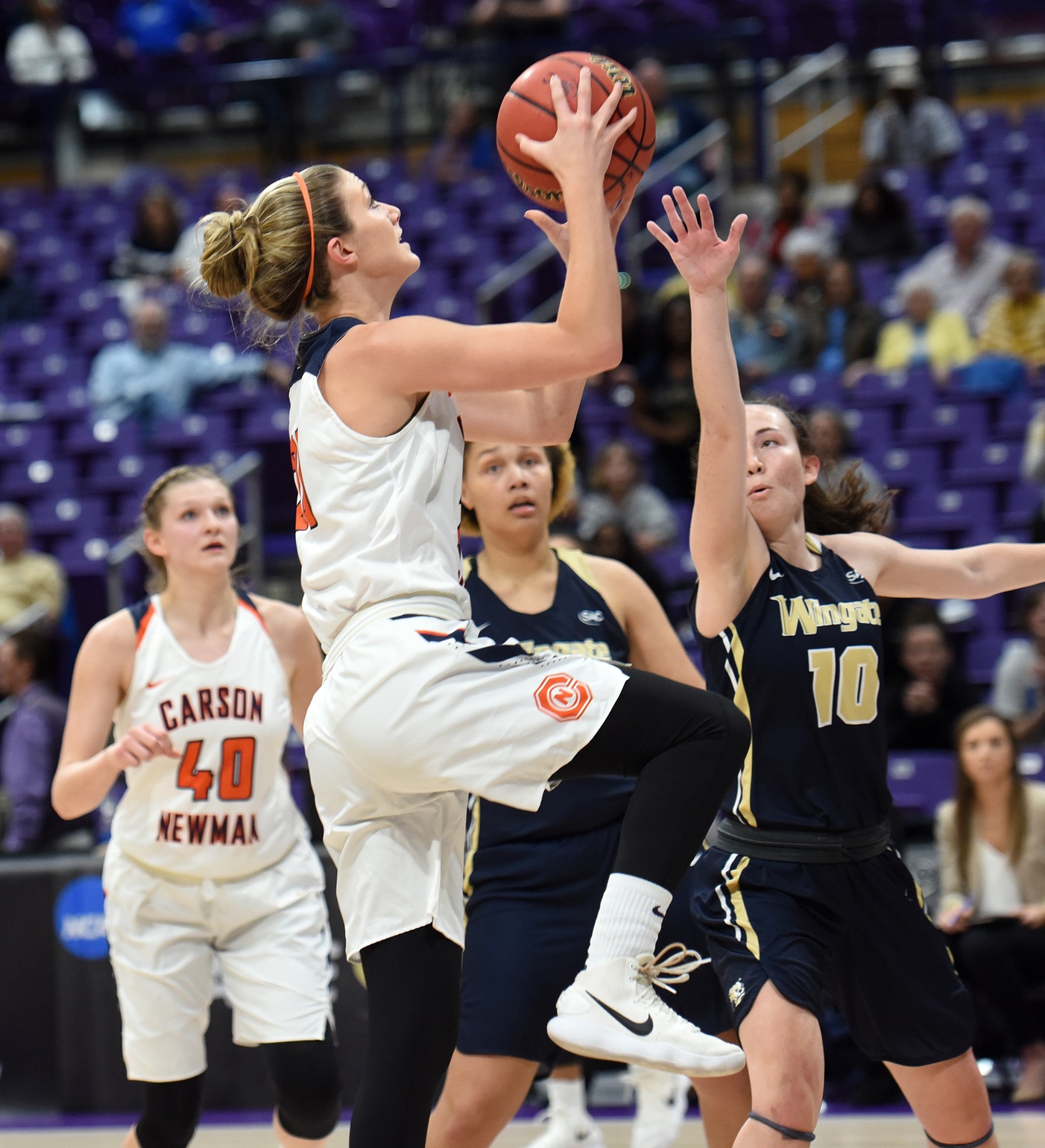Clutch shots help #6 C-N survive Anderson in NCAA opening round