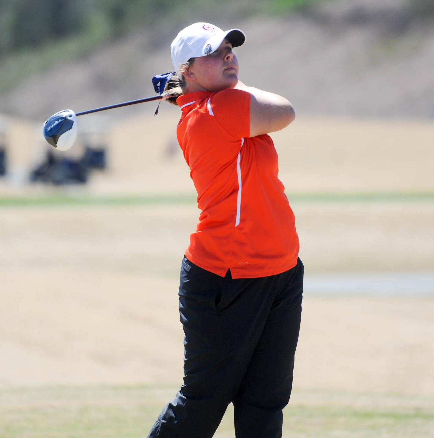 Eagles tied for lead, Hayes atop leaderboard after first round of SAC Women’s Golf Championships