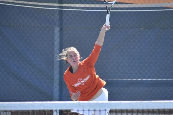 Eagles defeat the Coker Cobras behind solid singles performances