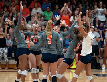 Volleyball takes home Team Academic Award from AVCA