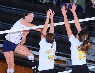 Resilient Eagles earn first ever sweep in NCAA Tournament over USC Aiken