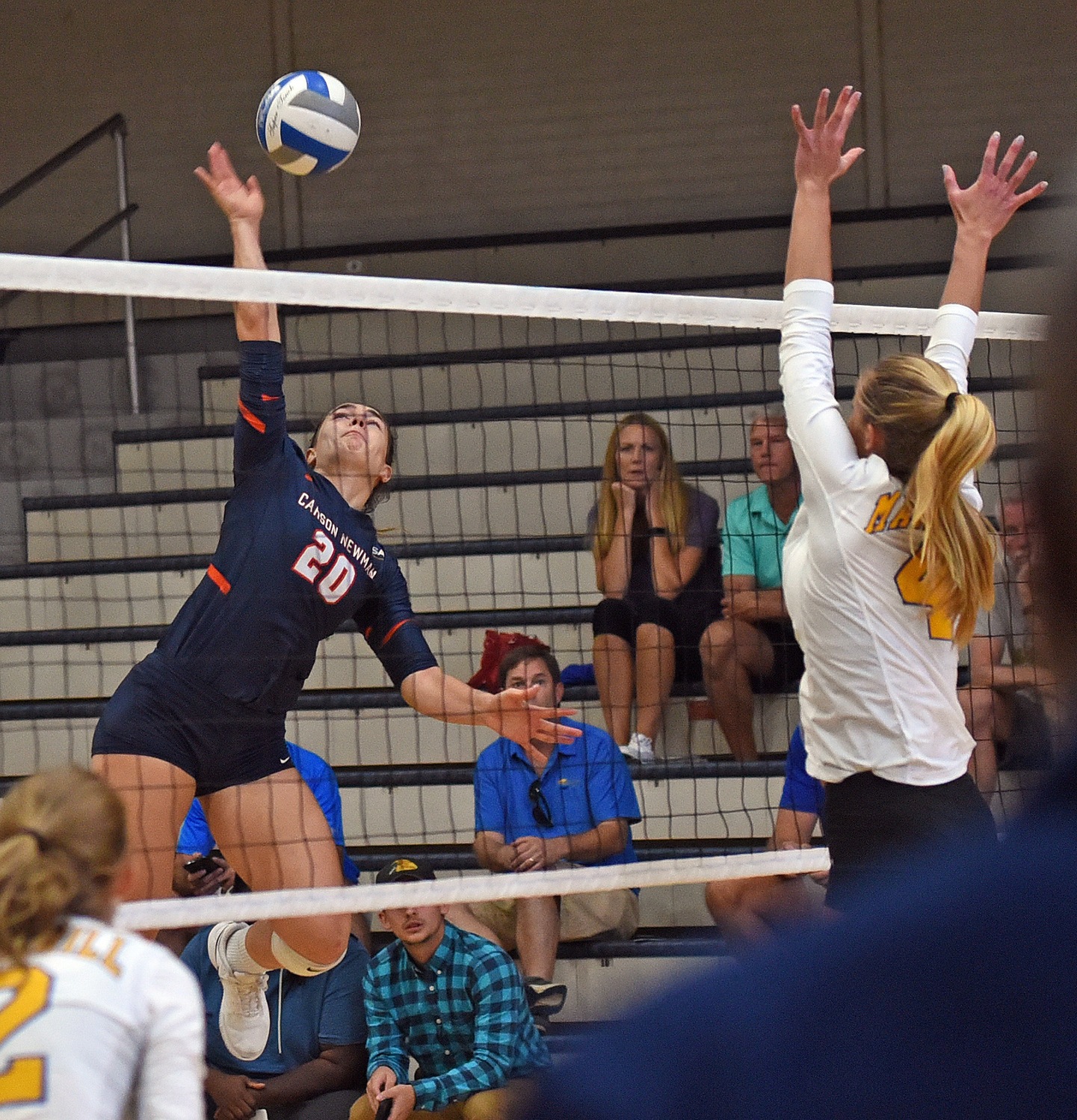 Streeter, balanced offense highlight C-N’s five-set loss to Queens