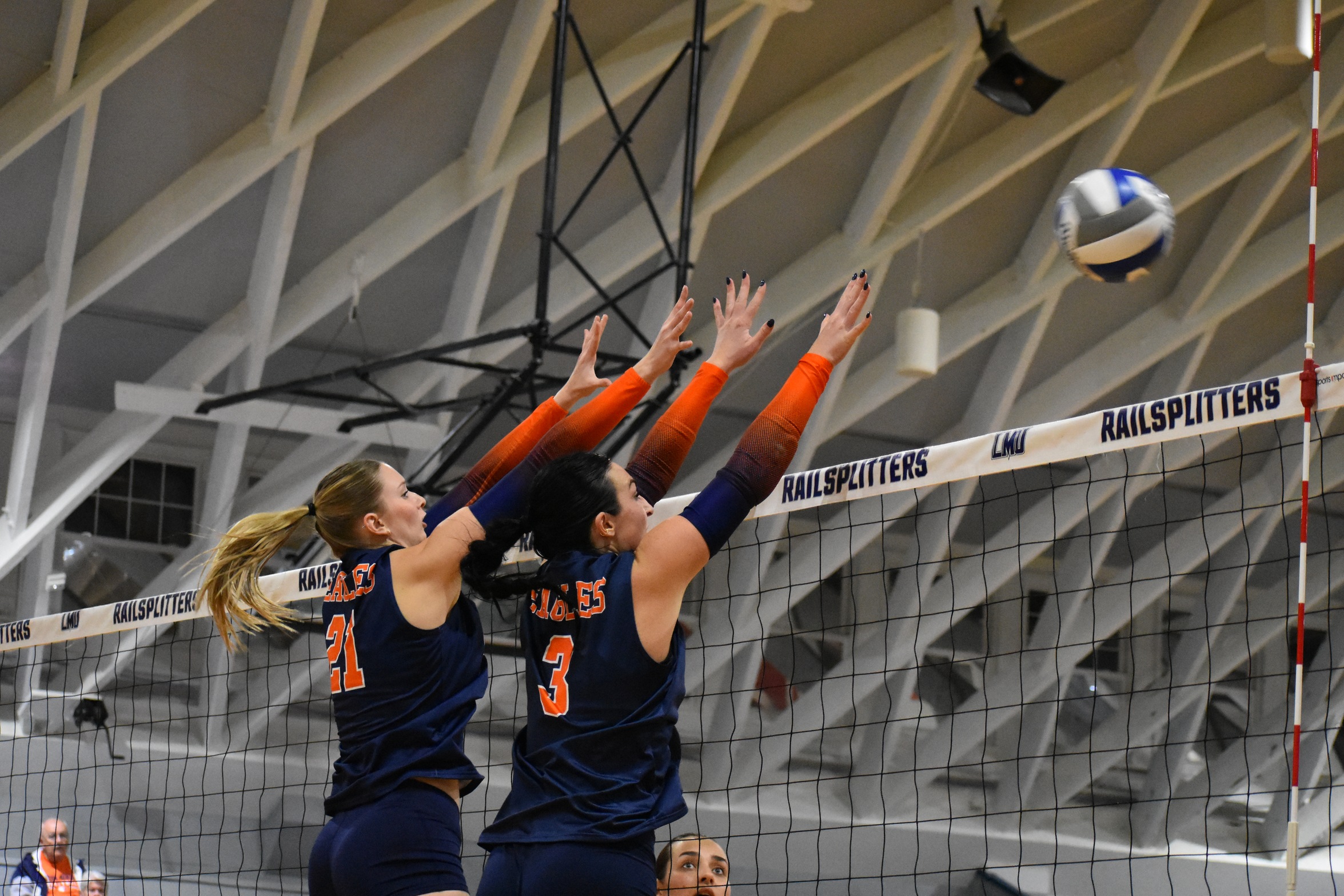 Block Party Leads to Four-Set Win at UVA Wise